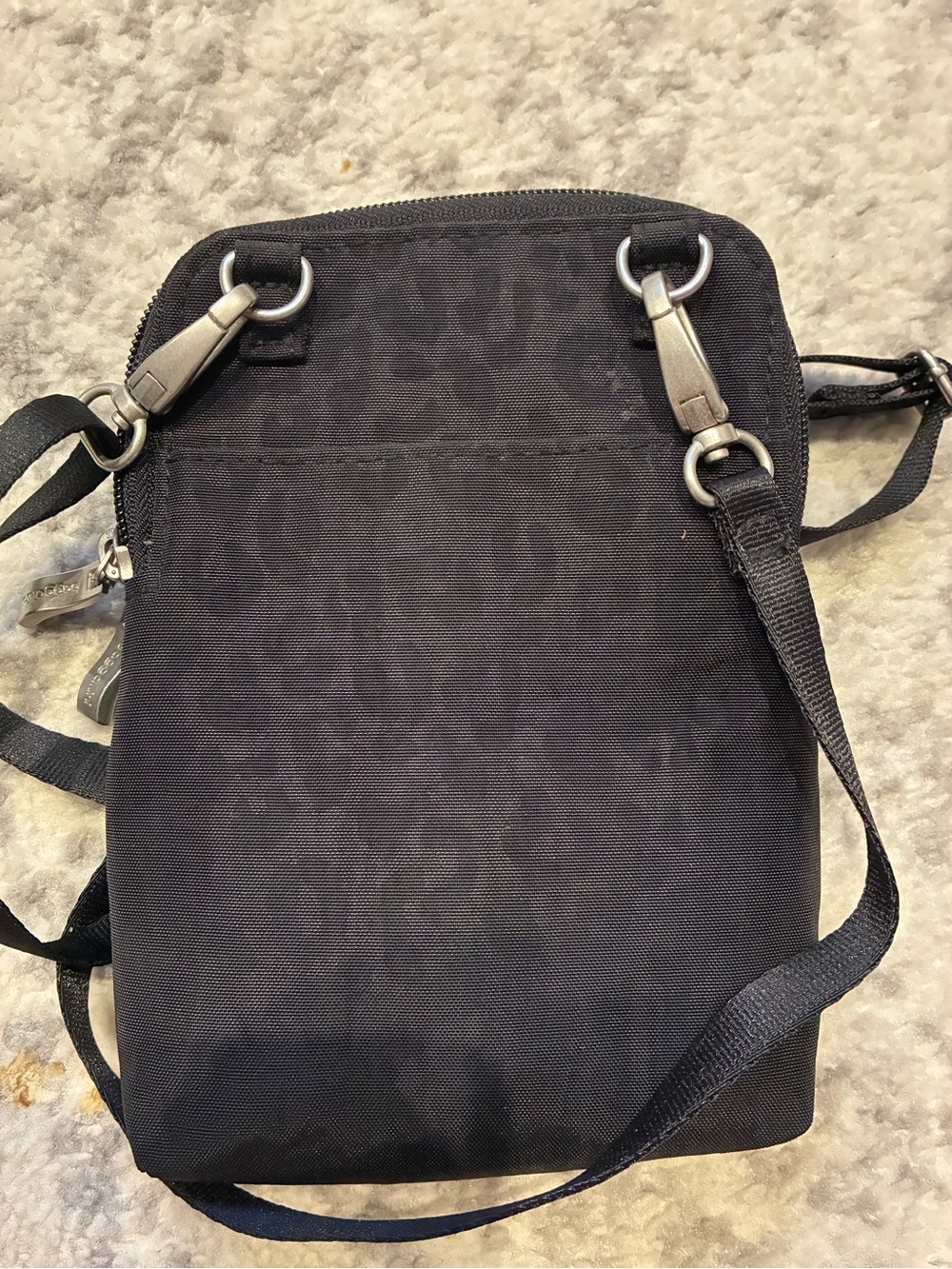 Baggallini Black Bryant Crossbody - Picture 8 of 8